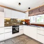 Casa De Wisa Tatil Evi