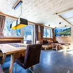 Casa De Wisa Tatil Evi *